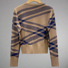 Load image into Gallery viewer, Winter Knit Cardigan