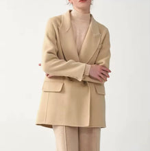 Load image into Gallery viewer, Chic Wool Blazer