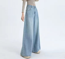 Load image into Gallery viewer, Drift Baggy Jeans