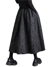 Load image into Gallery viewer, Black Vintage Skirt